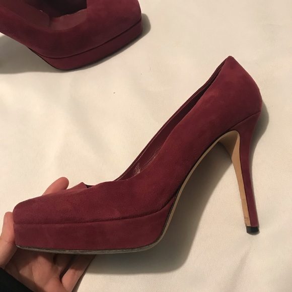 Gucci Scamosciato Tibet Burgundy Suede Platform Heels - Picture 2 of 12